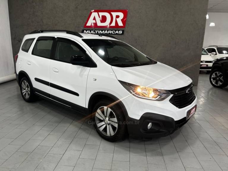 CHEVROLET - SPIN - 2022/2022 - Branca - R$ 72.900,00