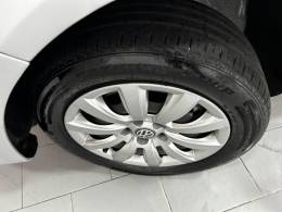 VOLKSWAGEN - FOX - 2013/2014 - Prata - R$ 39.900,00