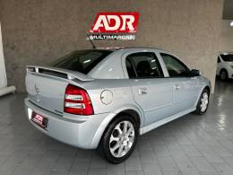 CHEVROLET - ASTRA - 2011/2011 - Prata - R$ 37.900,00