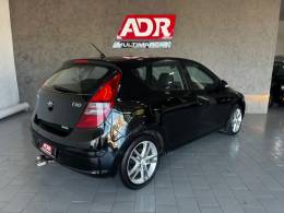 HYUNDAI - I30 - 2011/2012 - Preta - R$ 48.900,00