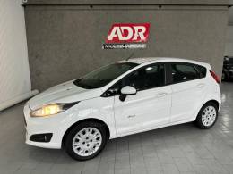 FORD - FIESTA - 2015/2015 - Branca - R$ 43.900,00