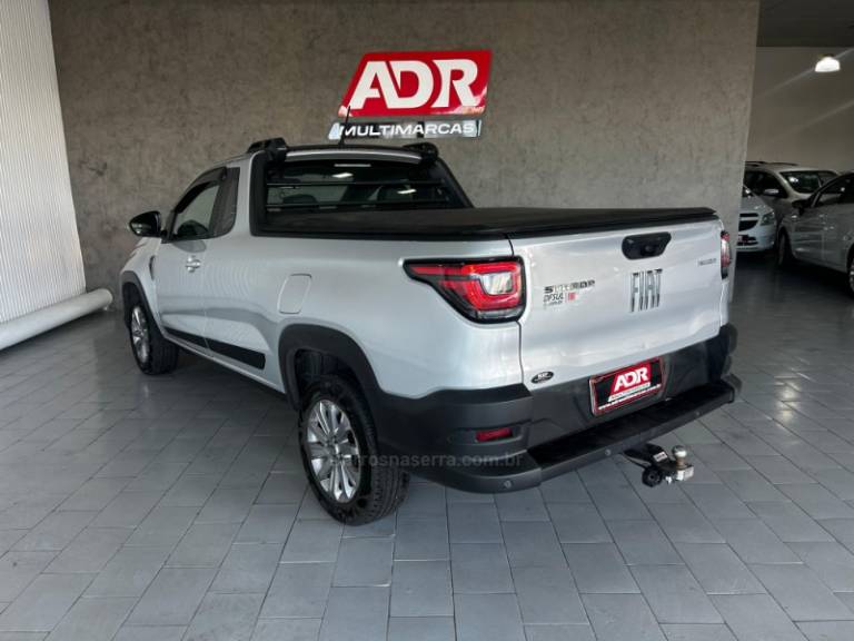 FIAT - STRADA - 2021/2021 - Prata - R$ 85.900,00