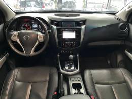 NISSAN - FRONTIER - 2017/2018 - Preta - R$ 145.900,00