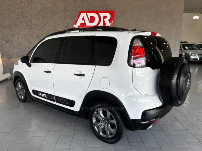 CITROËN - AIRCROSS - 2016/2017 - Branca - R$ 56.900,00