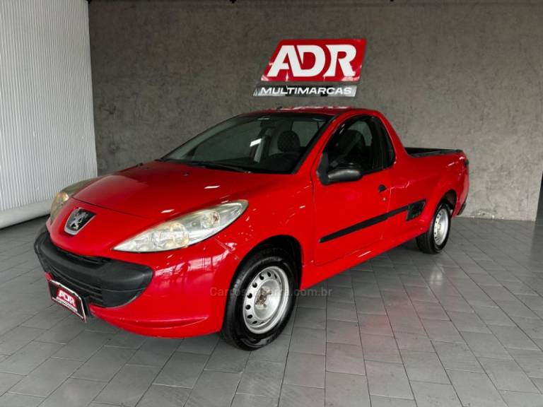 PEUGEOT - HOGGAR - 2013/2013 - Vermelha - R$ 23.900,00